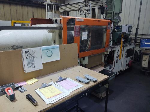 100 Ton Toshiba Thermoset Injection Molding Machine